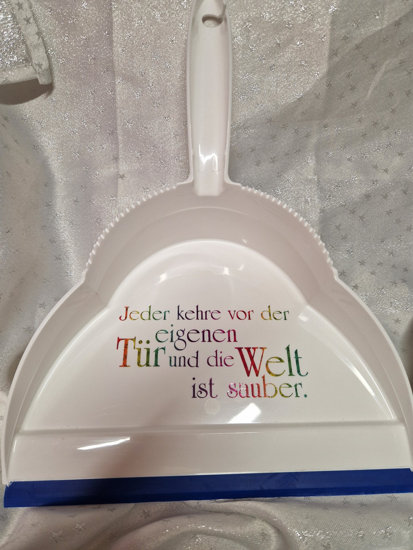 Kehrschaufel mit Spruch