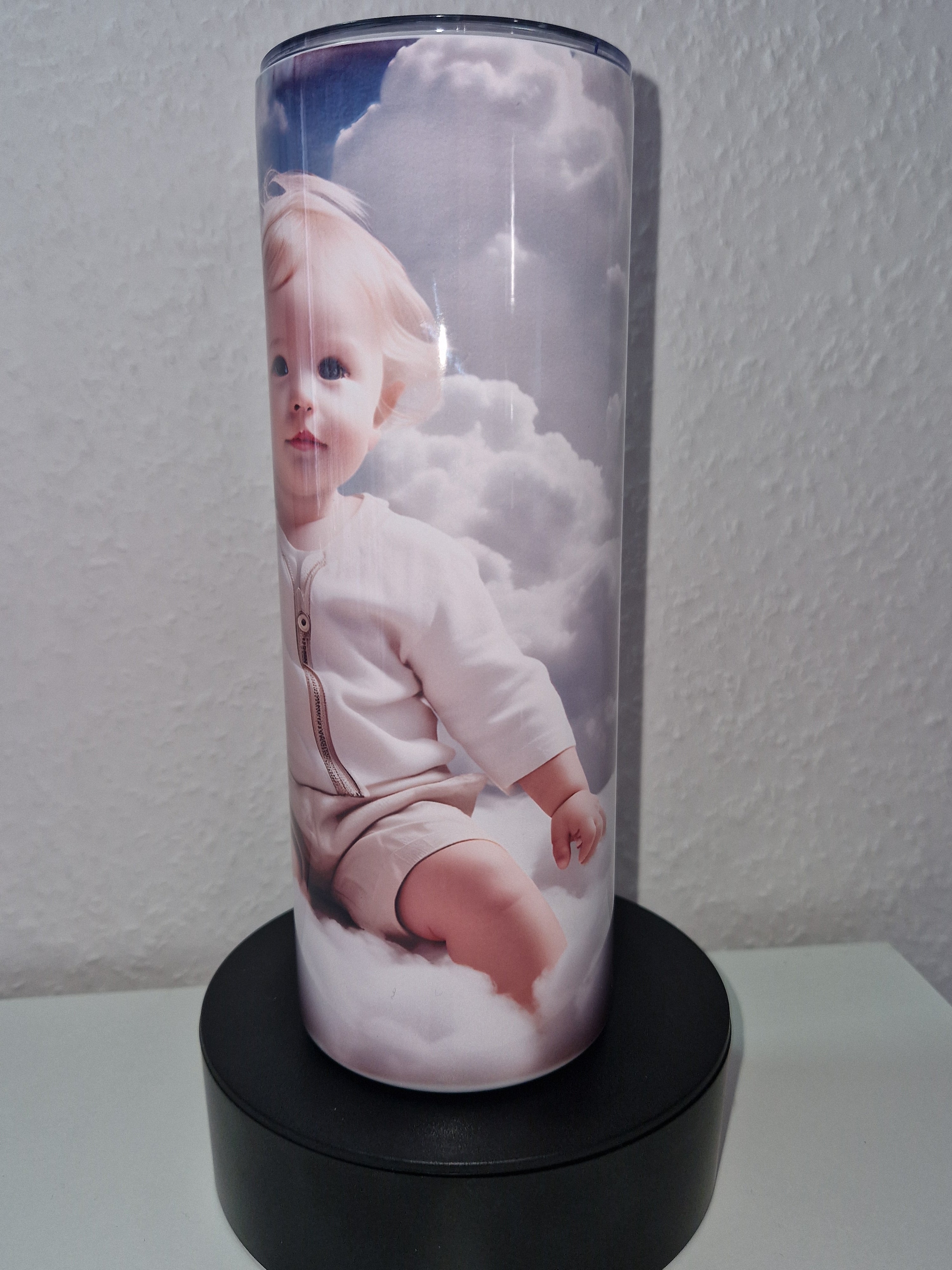 Tumbler Thermobecher to Go "Chihuahua Kind Wolken" Personalisierbar