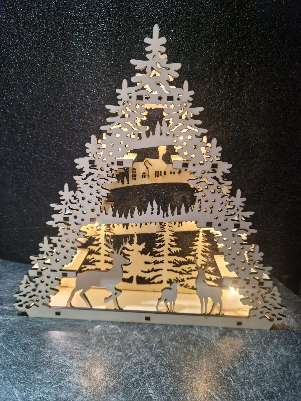 Pyramide Weihnachten LED