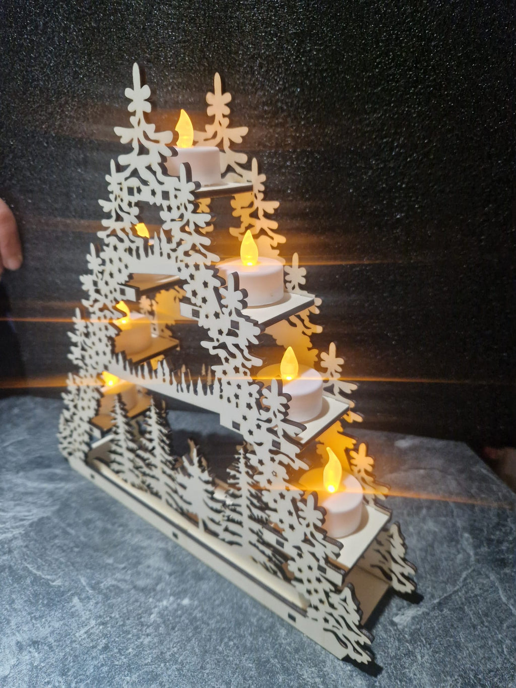 Pyramide Weihnachten LED
