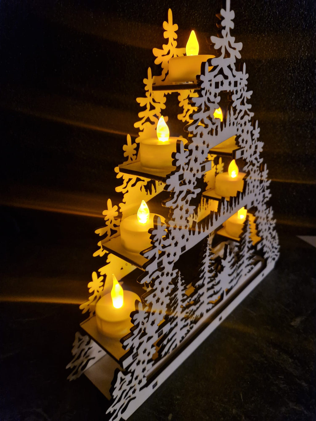 Pyramide Weihnachten LED
