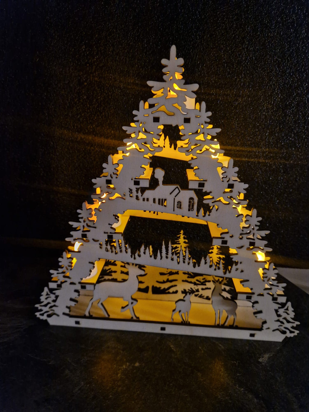 Pyramide Weihnachten LED