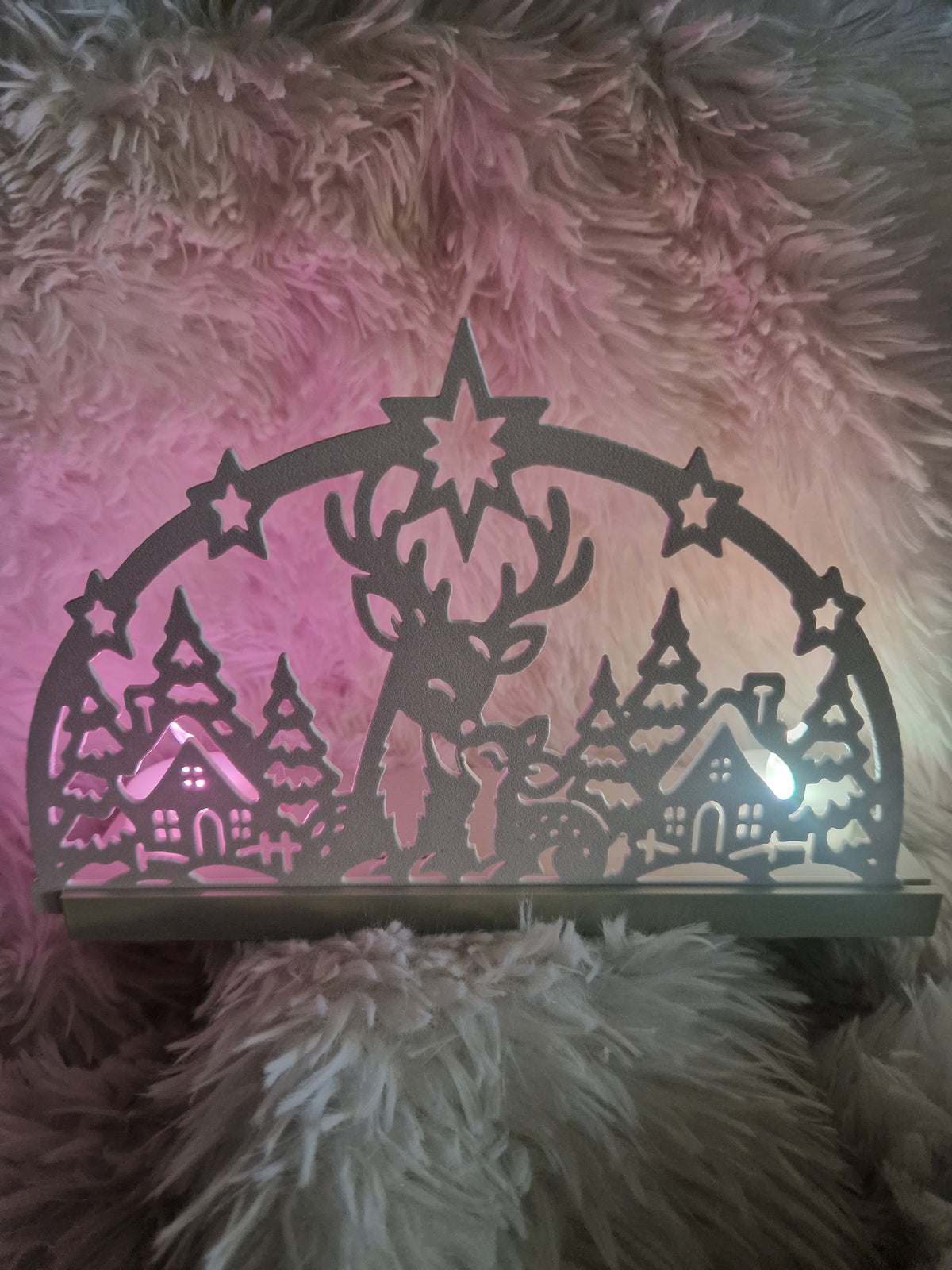 Winterlandschaft mit LED Farbwechsel-Beleuchtung